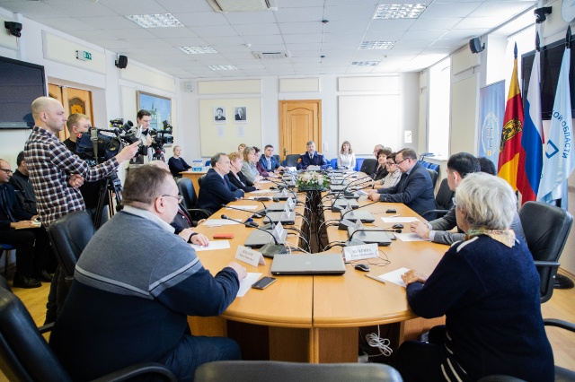 В Общественной палате Тверской области состоялась церемония подписания Соглашения о сотрудничестве при направлении наблюдателей на общероссийское голосование